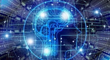 Ilustración de un cerebro digital con circuitos y conexiones electrónicas que simbolizan inteligencia artificial y procesamiento de datos.